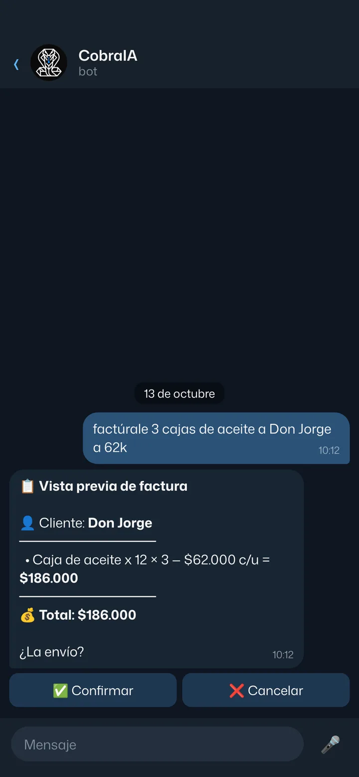 Chat donde se pide una factura en lenguaje natural y CobraIA muestra la vista previa